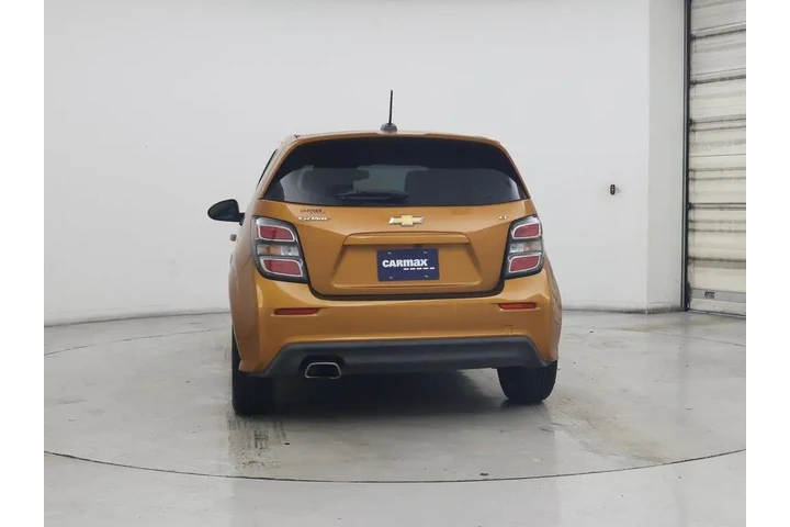 $12998 : Chevrolet Sonic 2017 LT Auto image 6