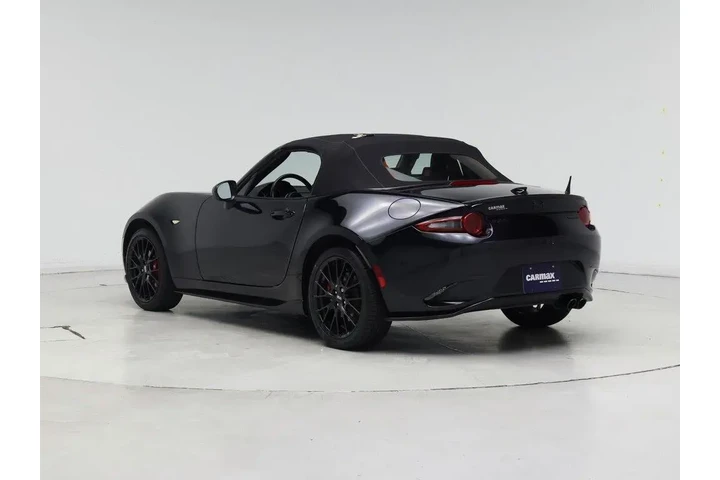 $26998 : Mazda MX-5 Miata 2023 Club 2 image 2