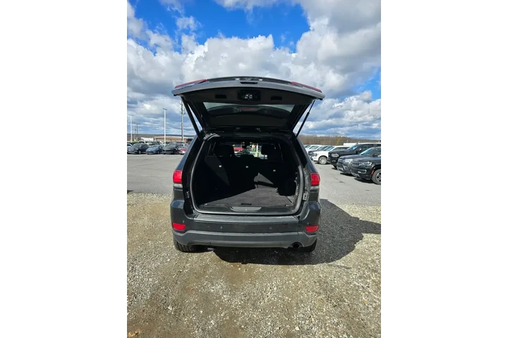 Jeep Grand Cherokee 2019 4x4 image 6