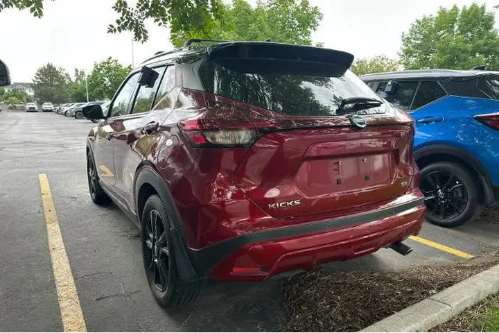 $18995 : Nissan Kicks 2021 SR 4dr Cro image 6