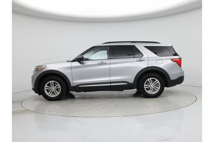 $24998 : Ford Explorer 2022 AWD XLT 4 image 3