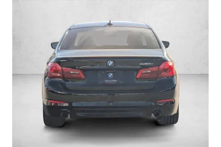 $16590 : BMW 5 Series 2018 530e iPerf image 7