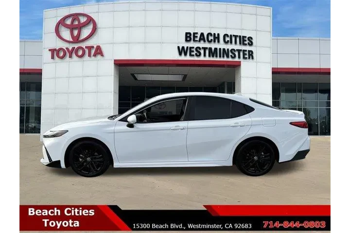 $27972 : Toyota Camry 2025 SE 4dr Sed image 7