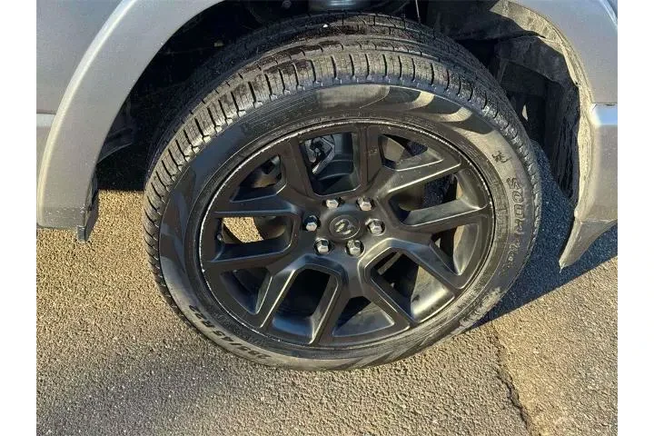 $36144 : Ram 1500 2021 4x4 Laramie 4d image 9