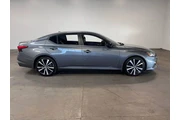 $18991 : Nissan Altima 2020 2.5 SR 4d thumbnail