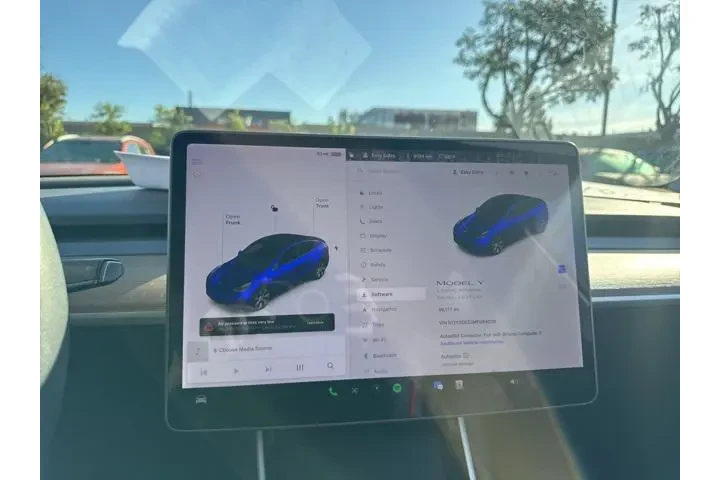 $26900 : Tesla Model Y 2021 AWD Long image 7