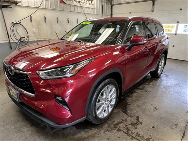 $39900 : 2021 Highlander Limited image 1