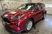 2021 Highlander Limited en Utica