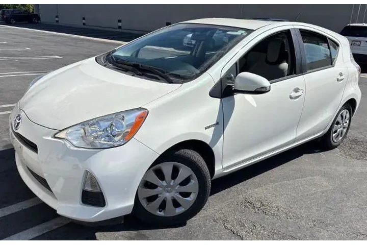 $14800 : Toyota Prius c 2014 One 4dr image 1