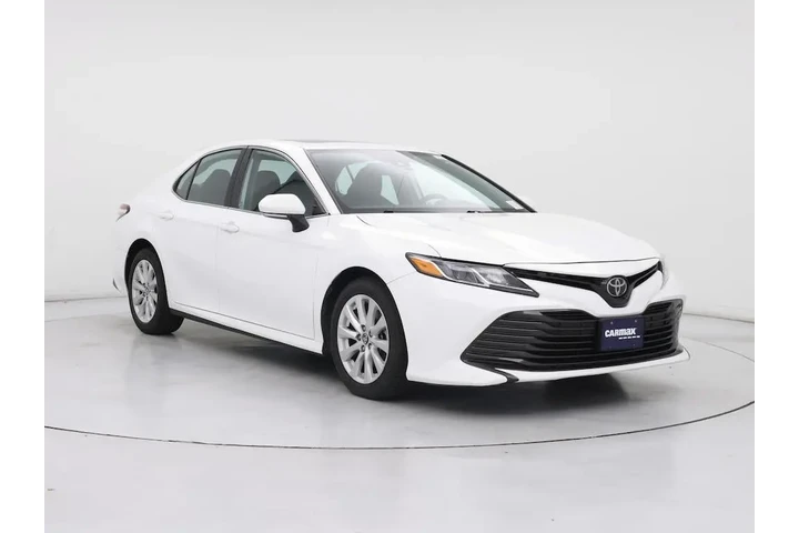 $19998 : Toyota Camry 2019 LE 4dr Sed image 1