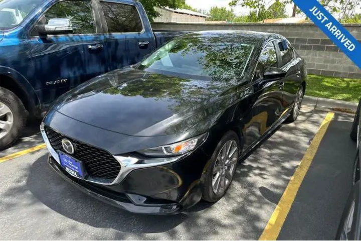 $18995 : Mazda Mazda3 Sedan 2019 Pref image 1