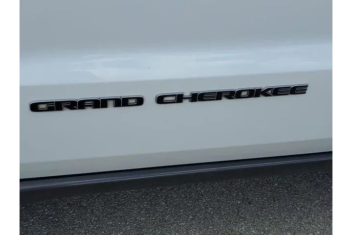 $15990 : Jeep Grand Cherokee 2018 4x2 image 9