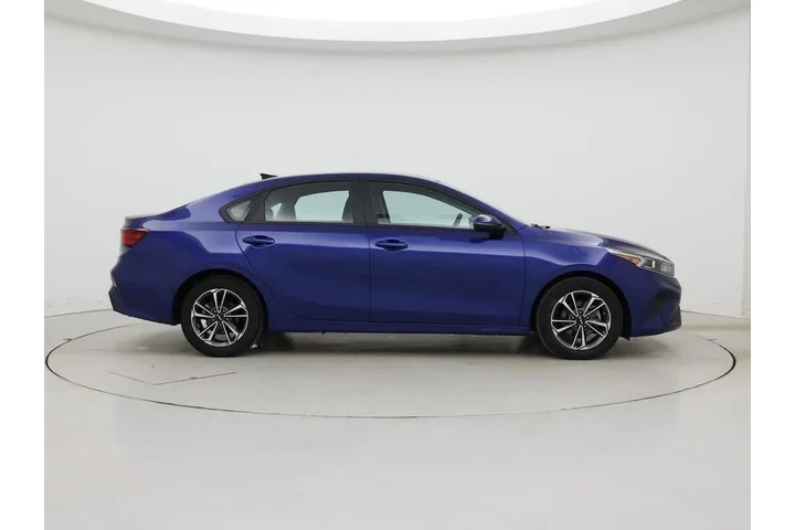 $19998 : Kia Forte 2024 LXS 4dr Sedan image 7