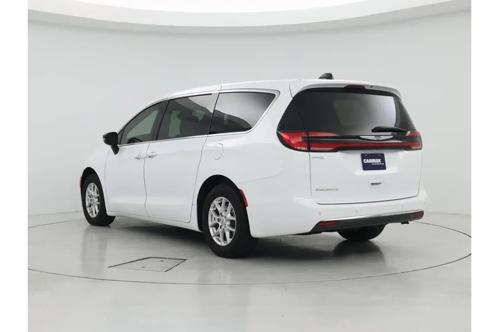 $25998 : Chrysler Pacifica 2024 Touri image 2