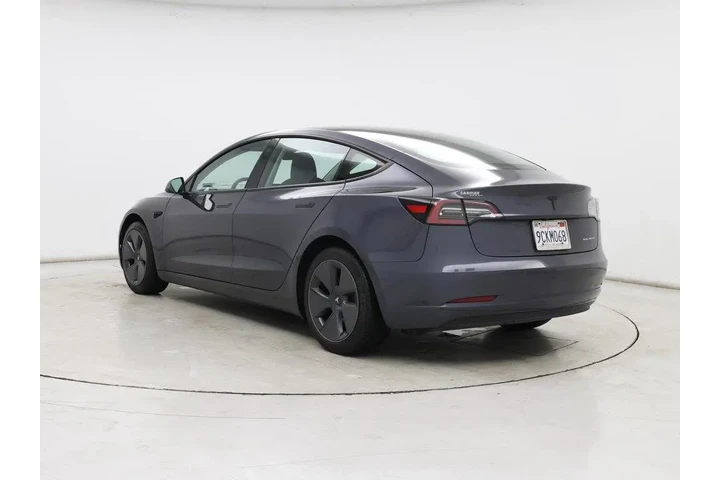 $31998 : Tesla Model 3 2022 AWD Long image 2