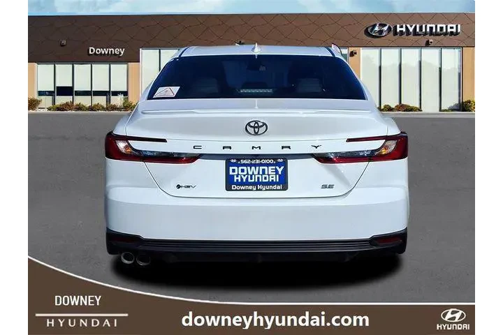 $29980 : Toyota Camry 2025 SE 4dr Sed image 5