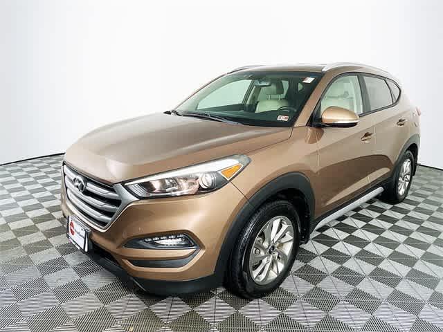 $14423 : PRE-OWNED 2017 HYUNDAI TUCSON image 4