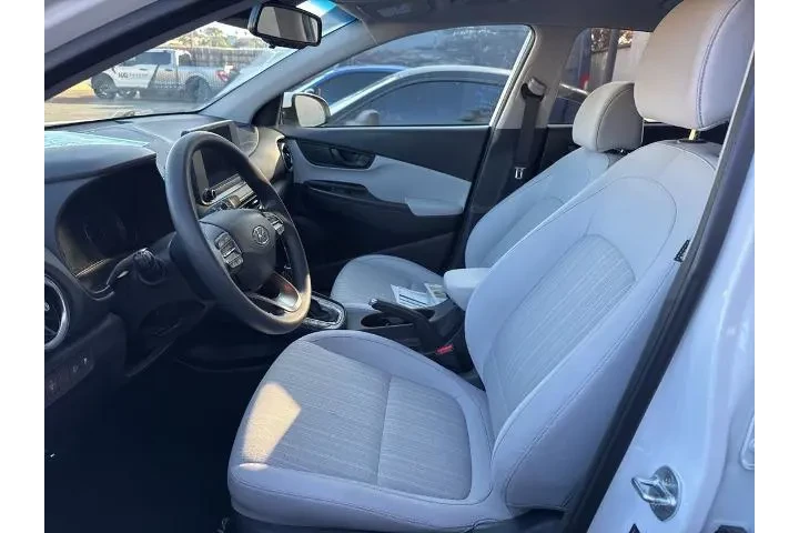 $19250 : Hyundai KONA 2023 SEL 4dr Cr image 7