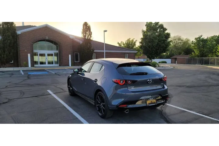 $21300 : 2023 3 Hatchback 2.5 S Carbon image 7