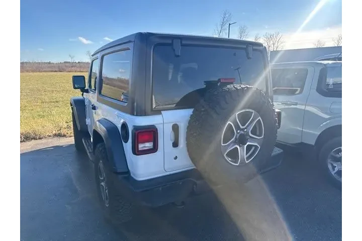 $22395 : Jeep Wrangler 2020 4x4 Willy image 7