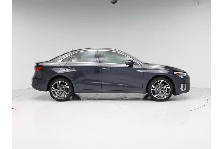 $27998 : Audi A3 2022 AWD quattro Pre image 7