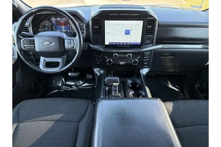 $38278 : Ford F-150 2022 4x4 XLT 4dr image 2