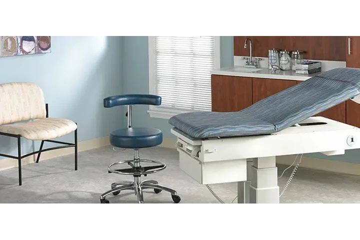 Medical office interior design image 1
