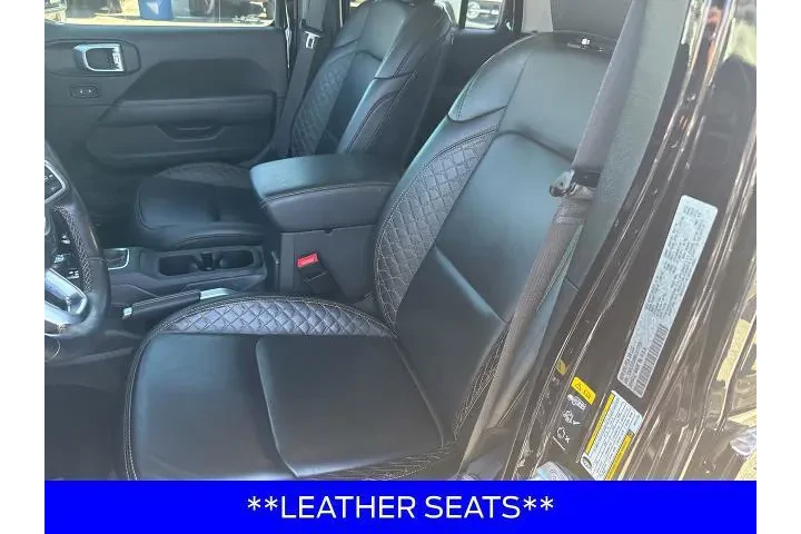 $39998 : Jeep Gladiator 2021 4x4 Over image 2