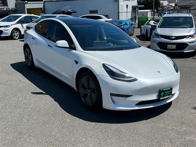 $26500 : Used 2021 Model 3 Standard Ra image 3