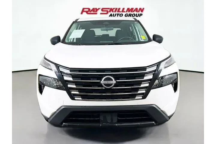 $21975 : Nissan Rogue 2024 S 4dr Cros image 2