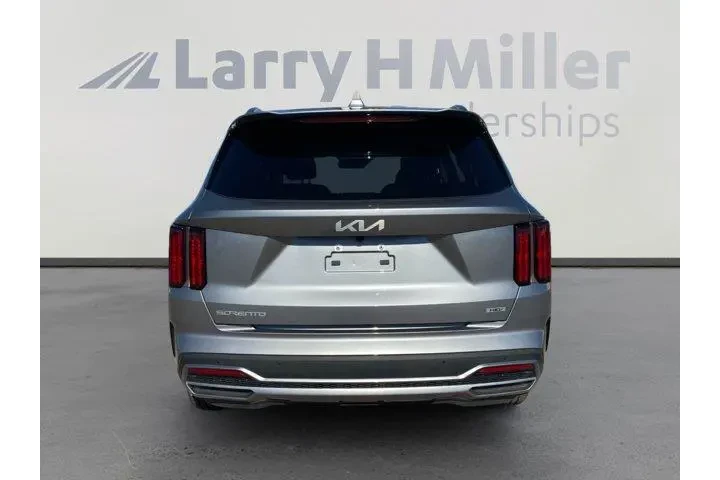 Kia Sorento Hybrid 2023 AWD image 4