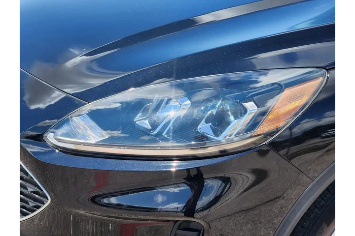 Ford Escape Hybrid 2022 SE 4 image 7