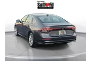 $25990 : Honda Accord 2024 LX 4dr Sed thumbnail