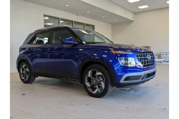 $21987 : Hyundai VENUE 2025 Limited 4 image 2