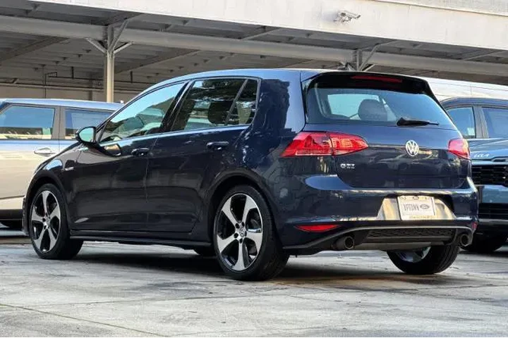 $17995 : Volkswagen Golf GTI 2017 S 4 image 6