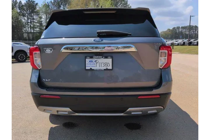 $28975 : Ford Explorer 2024 XLT 4dr S image 6