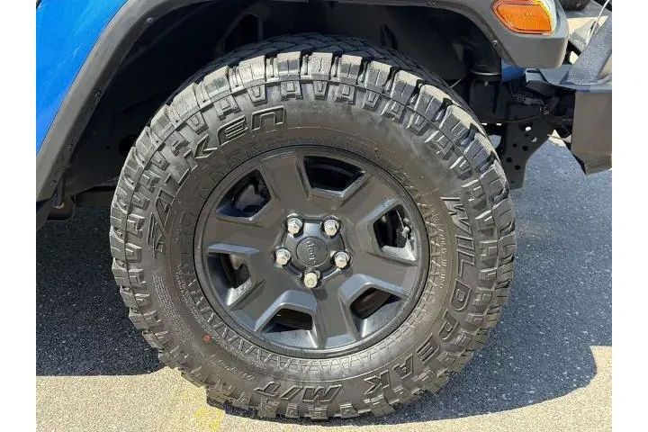 $32178 : Jeep Gladiator 2021 4x4 Over image 6
