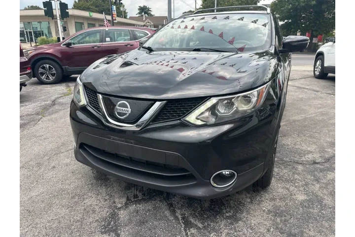 $14995 : 2018 Rogue Sport SL image 2