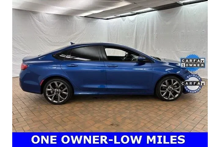 $12500 : Chrysler 200 2015 AWD S 4dr image 9