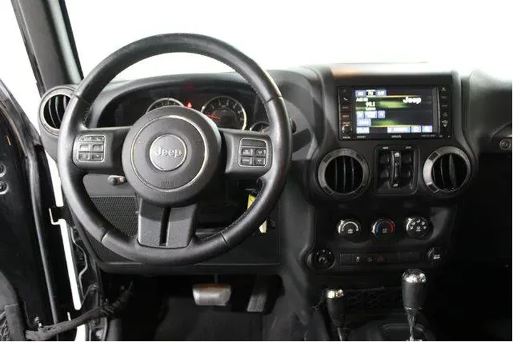 $19987 : Jeep Wrangler Unlimited 2015 image 2