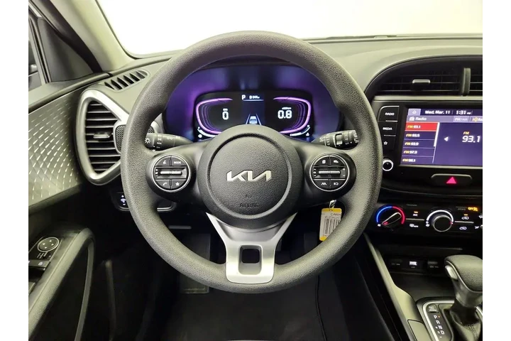 $17998 : Kia Soul 2025 LX 4dr Crossov image 10
