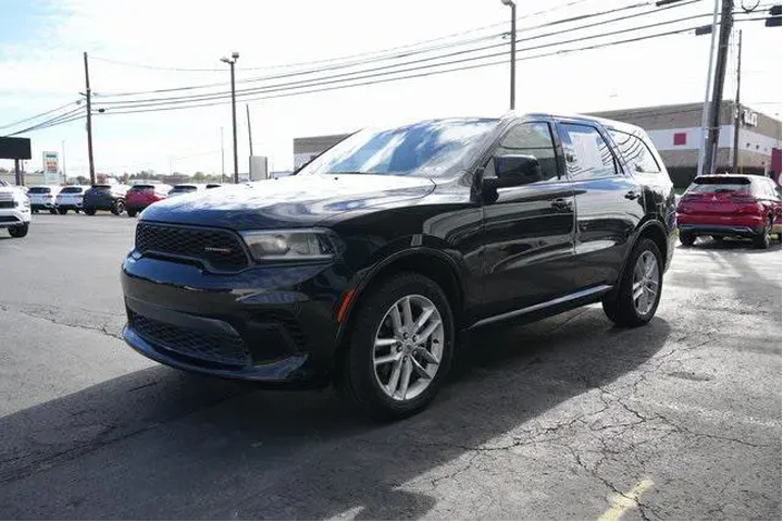 $32980 : Dodge Durango 2023 AWD GT 4d image 1