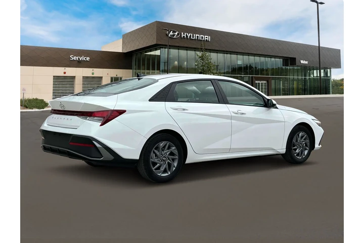 $19998 : Hyundai ELANTRA 2024 SEL 4dr image 8