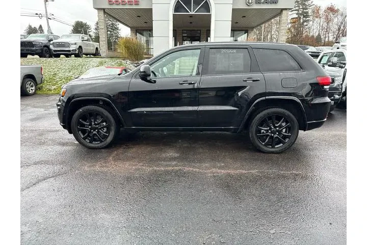$28988 : Jeep Grand Cherokee 2021 4x4 image 4