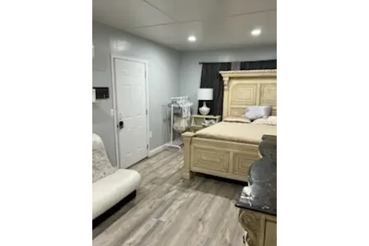 RENTO APARTAMENTO Y CUARTOS👇 image 5