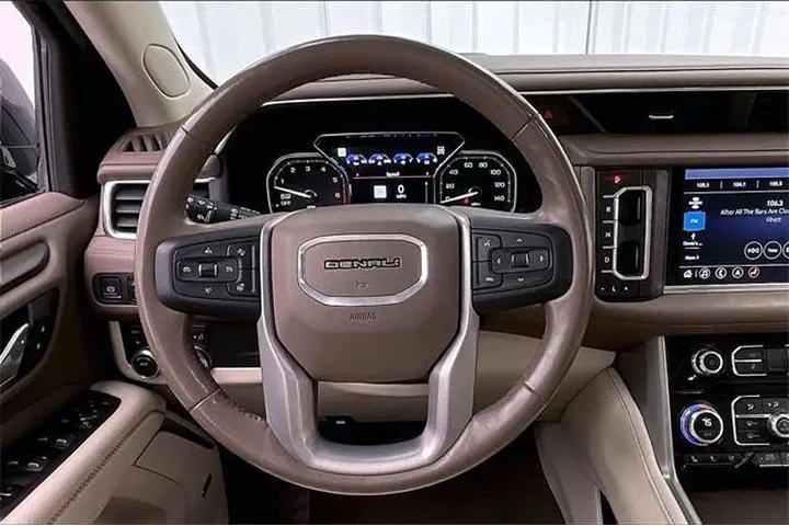 $39490 : GMC Yukon 2021 4x4 Denali 4d image 5