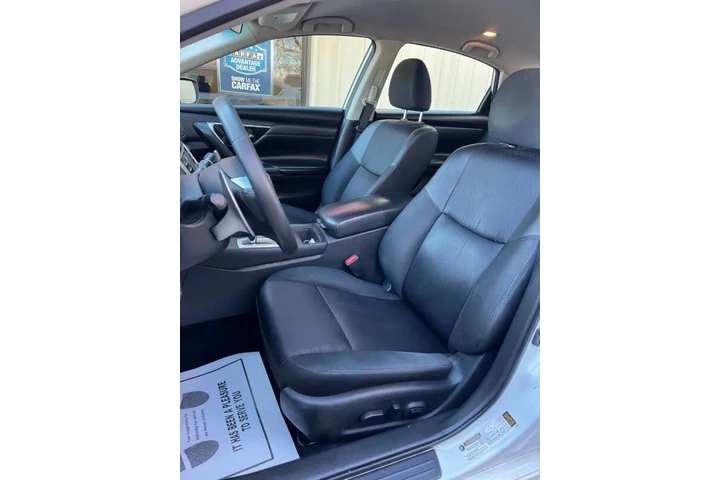 $8999 : 2017 Altima 2.5 SR image 10