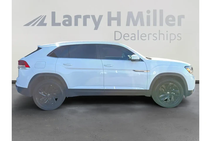 Volkswagen Atlas Cross Sport image 6