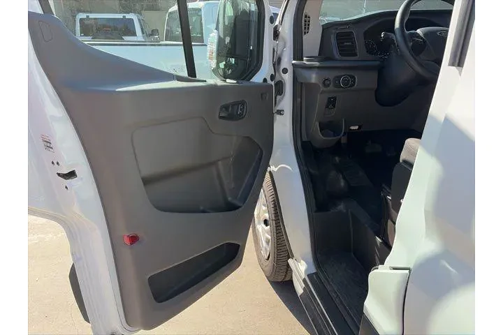 $34000 : Ford Transit 2022 350 XL 3dr image 9