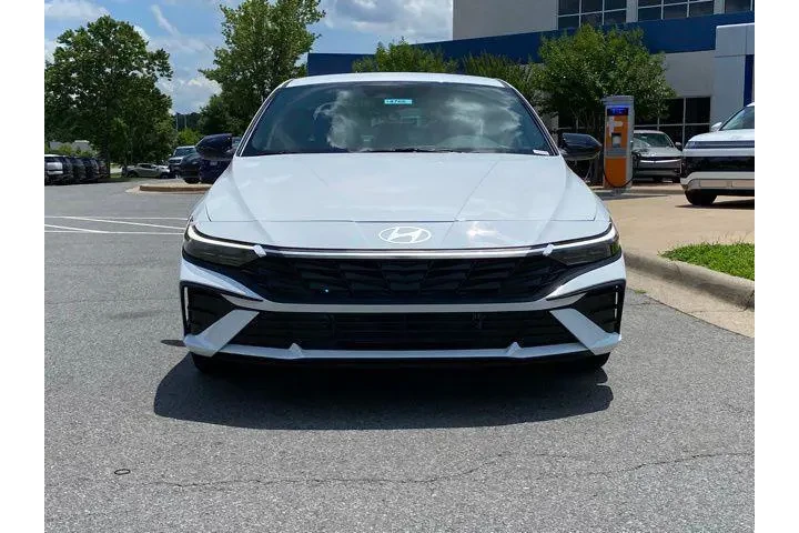 $27353 : Hyundai ELANTRA 2025 SEL Con image 2